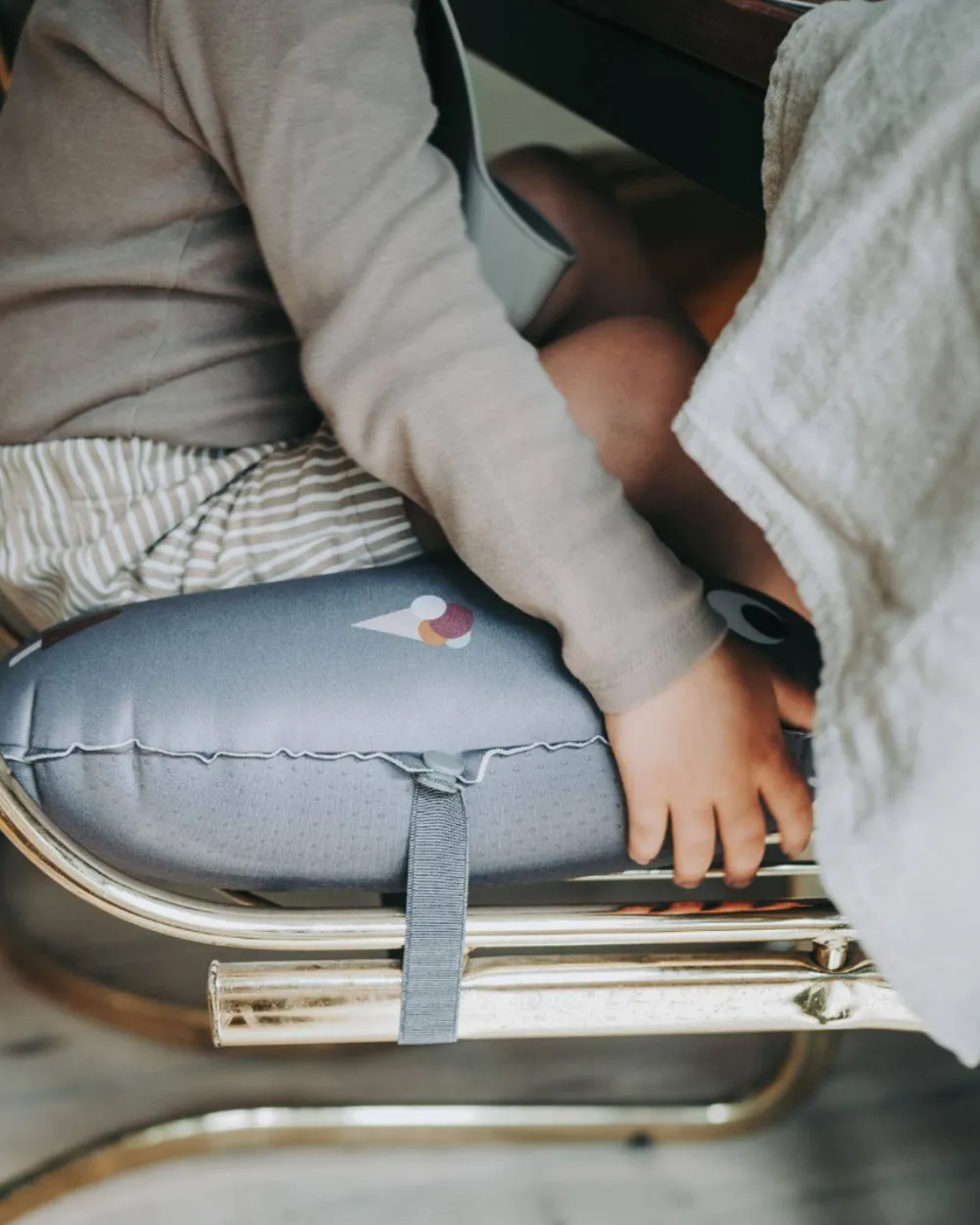 Noui Noui Cojín reductor para silla Ice Cream Antracita ·* Accesorios Para Salir Fuera Y Viajar