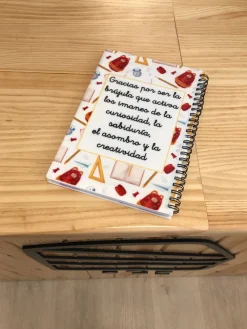Bizcocho de Yogur Libreta Mochila* Botellas Chilly'S