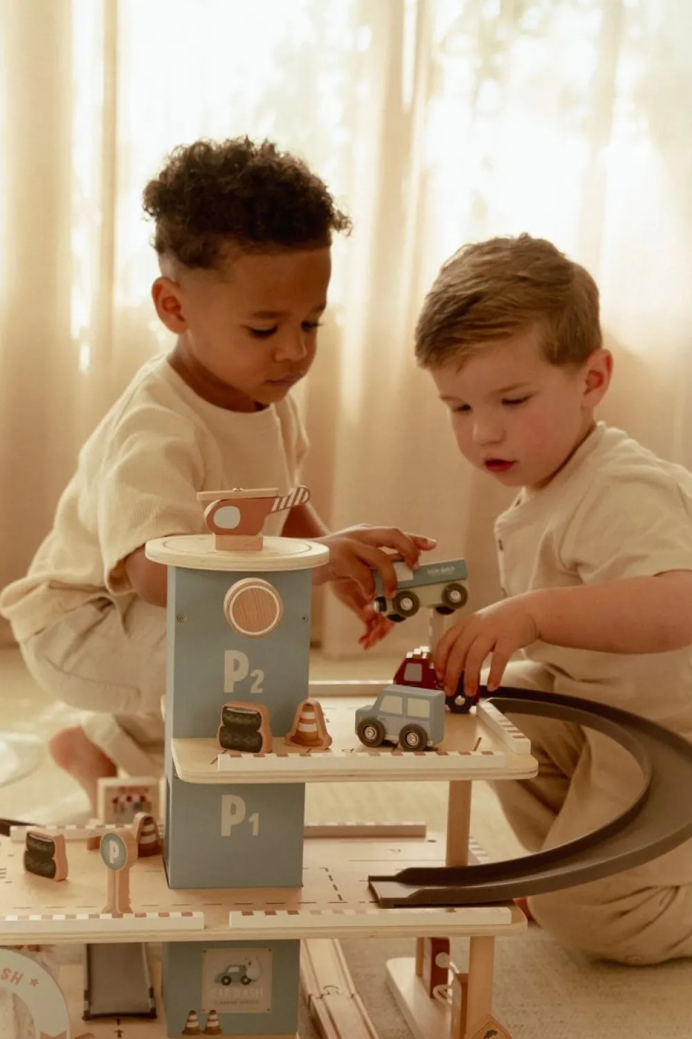 Little Dutch Parking Garaje ·*Niños Coches De Madera De Juguete Para Bebés|Coches De Juguete Para Bebés