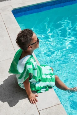 Dock u0026 Bay Poncho Cocodrilos · Dock & Bay*Niños Toalla De Niños Para Playa|Toallas De Playa Para Bebés
