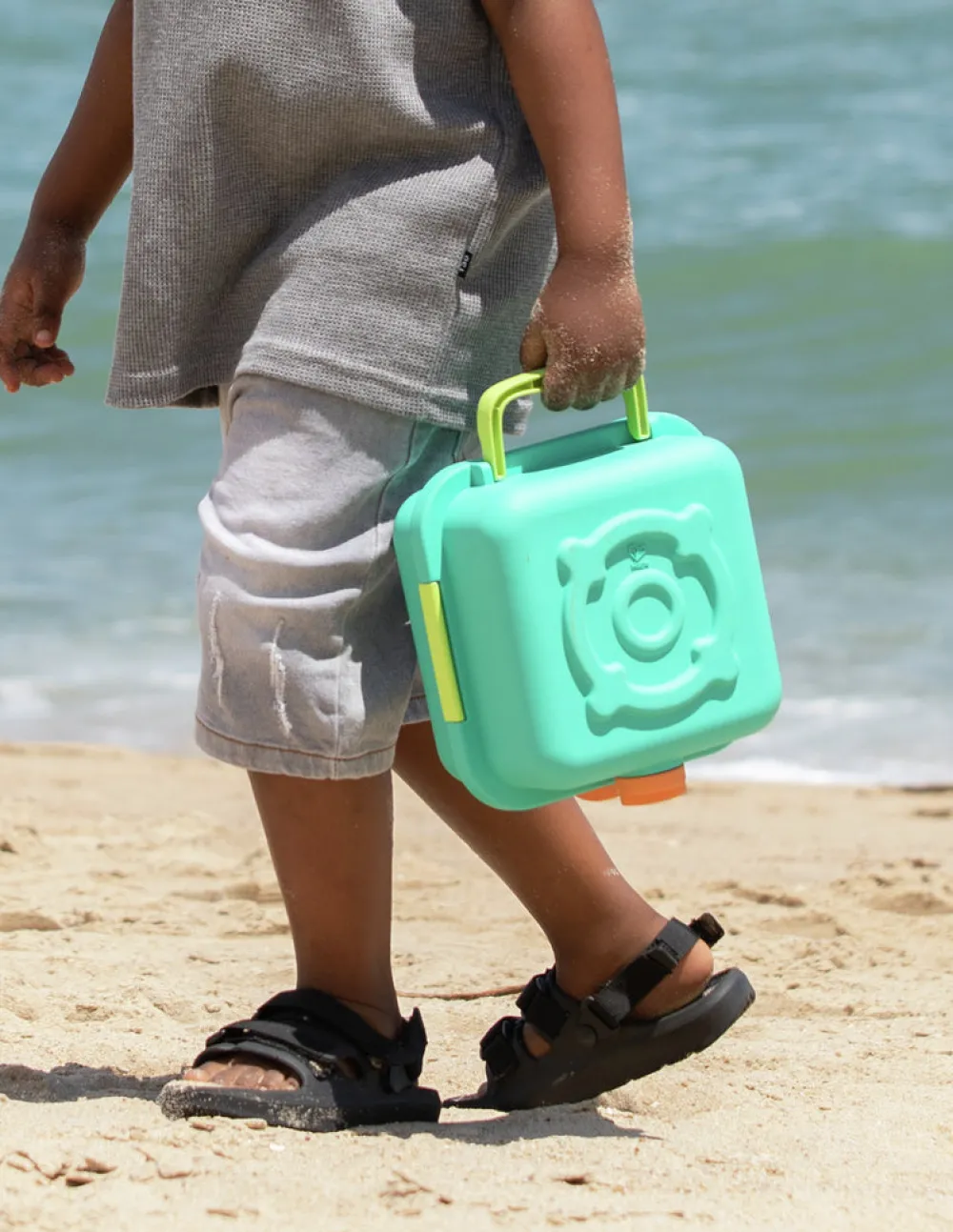 Hape Sandy Chef - Set de cocina para arena ·*Niños Juguetes De Playa|Juguetes De Playa