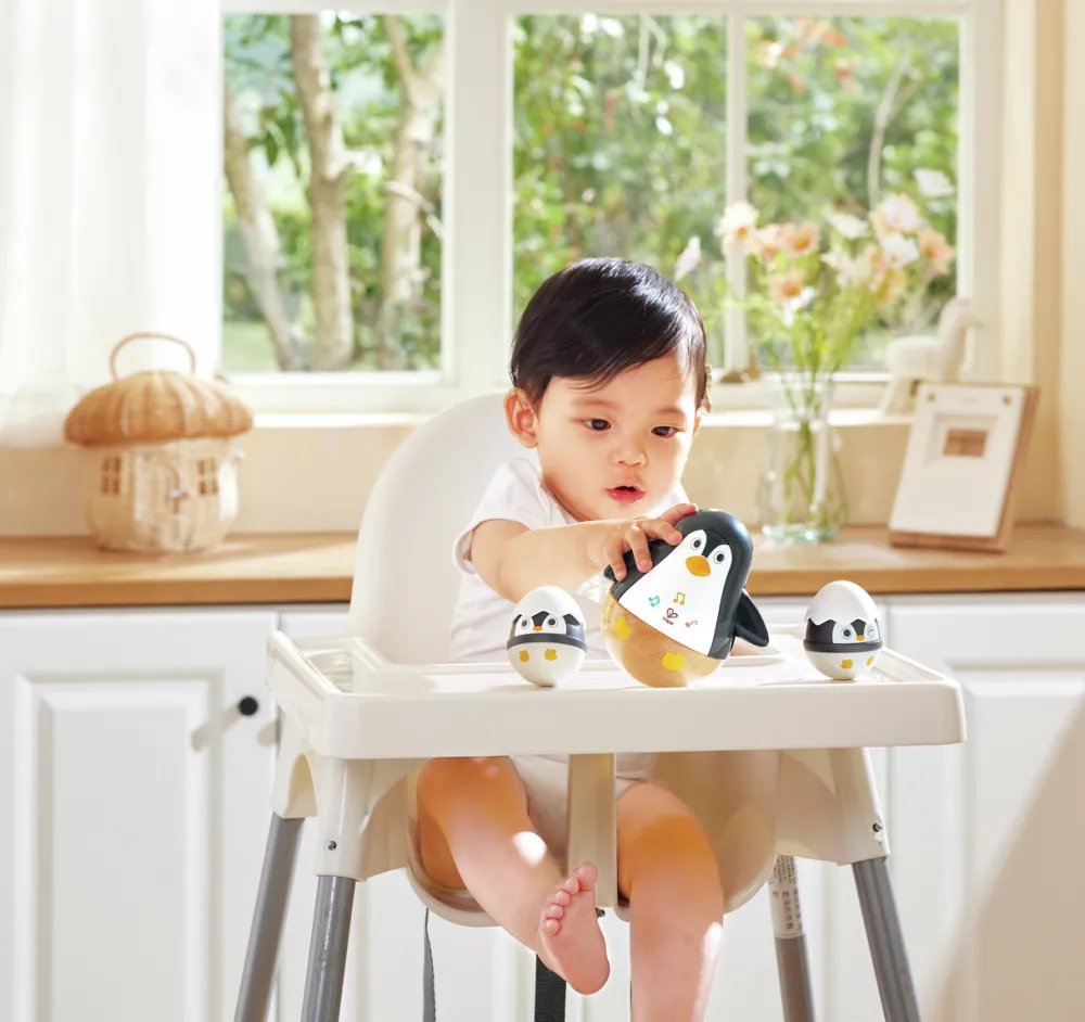 Hape Sonajeros Tentetieso Penguin Family ·*Niños Juguetes De Madera Para Niños|Juguetes De Estimulación Para Bebé
