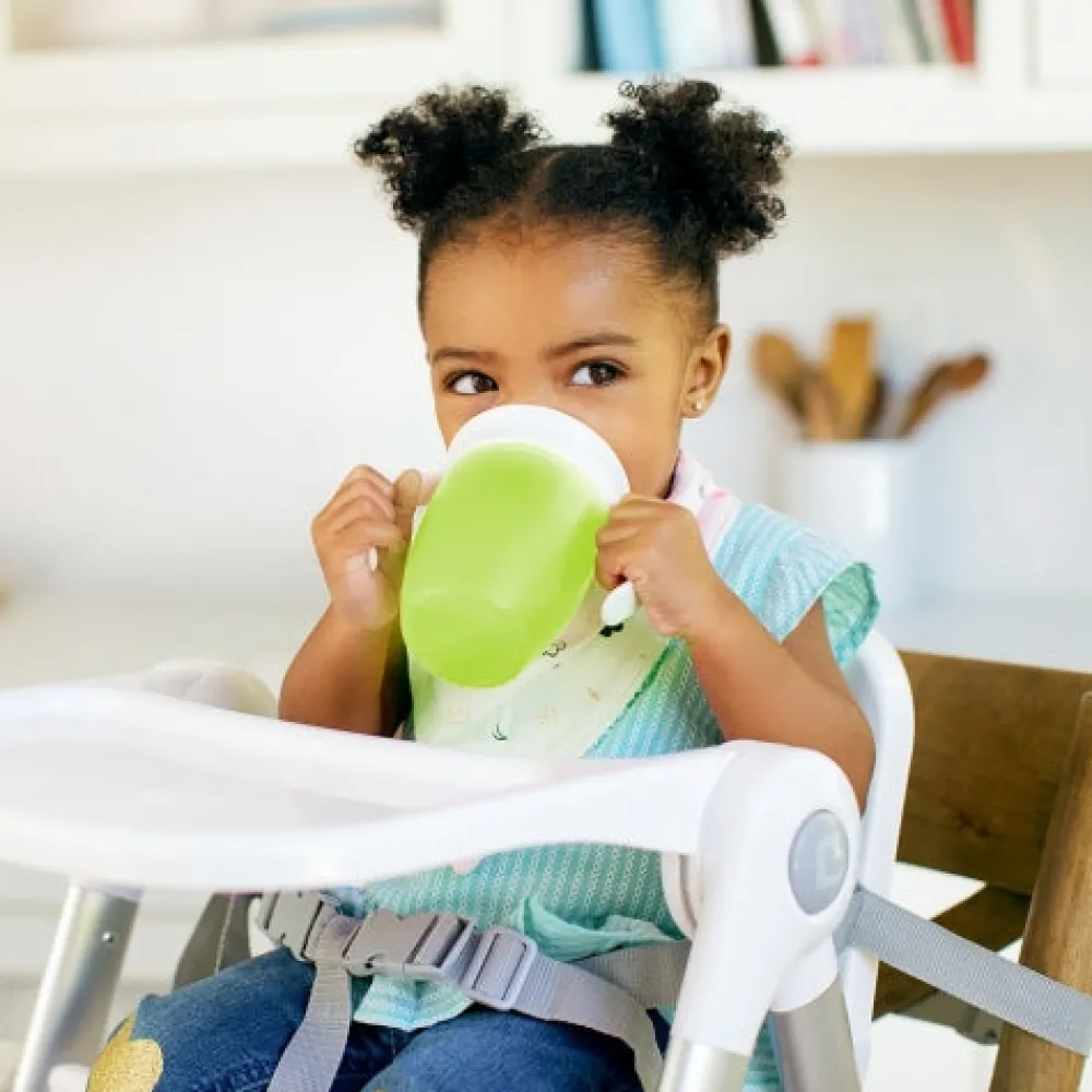 Munchkin Vaso Antiderrame con Asa y Tapa - Miracle 360º Verde ·* Vasitos De Agua Infantiles